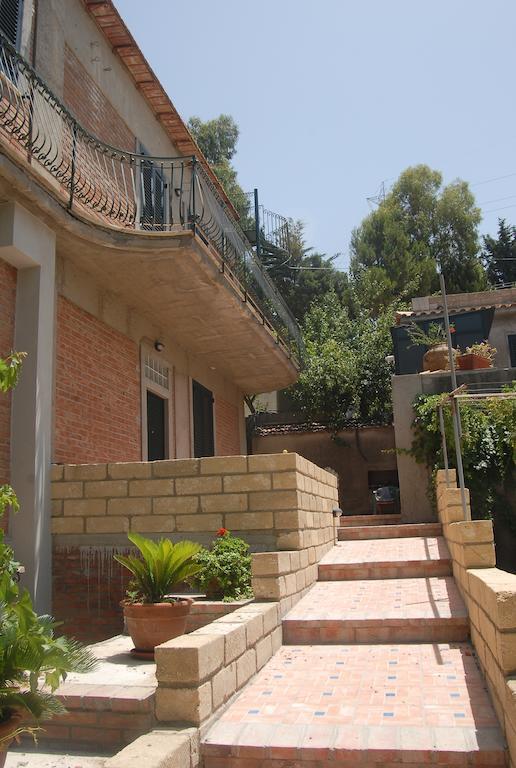 פאטי B&B Villa Zia Febronia מראה חיצוני תמונה