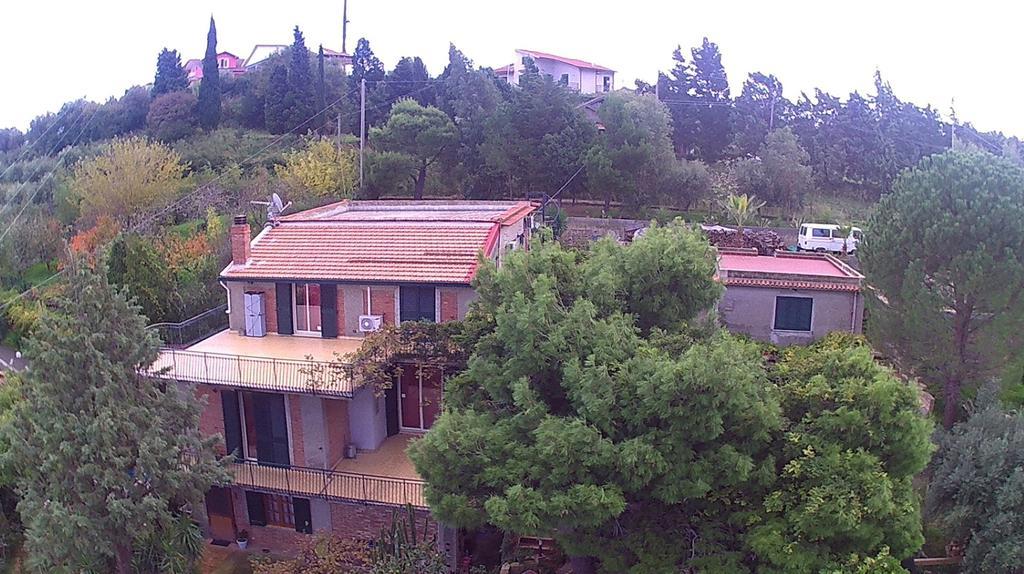פאטי B&B Villa Zia Febronia מראה חיצוני תמונה