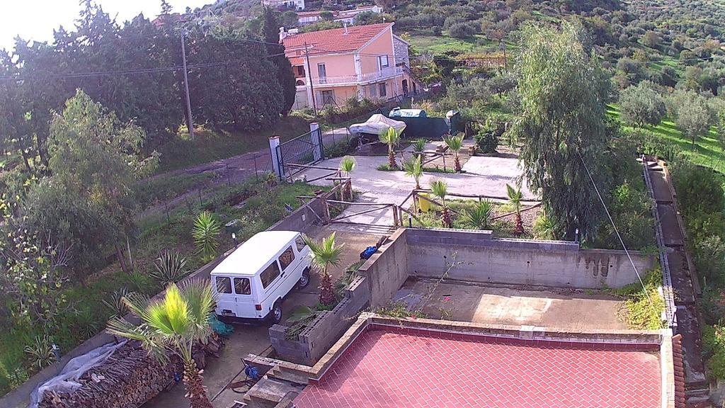 פאטי B&B Villa Zia Febronia מראה חיצוני תמונה