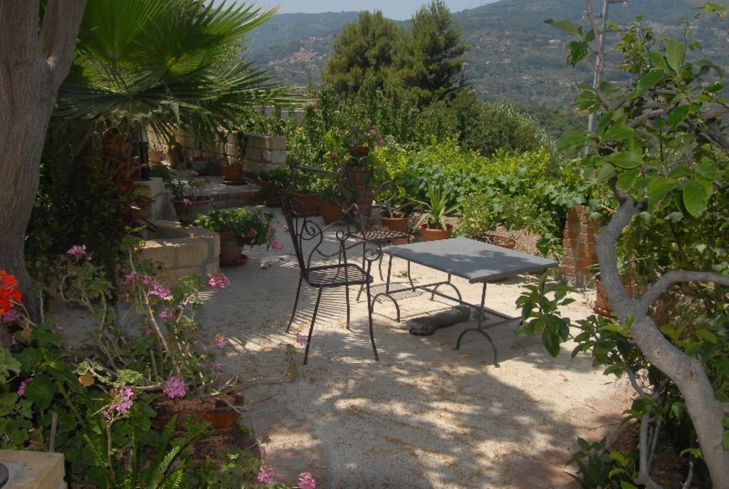פאטי B&B Villa Zia Febronia מראה חיצוני תמונה