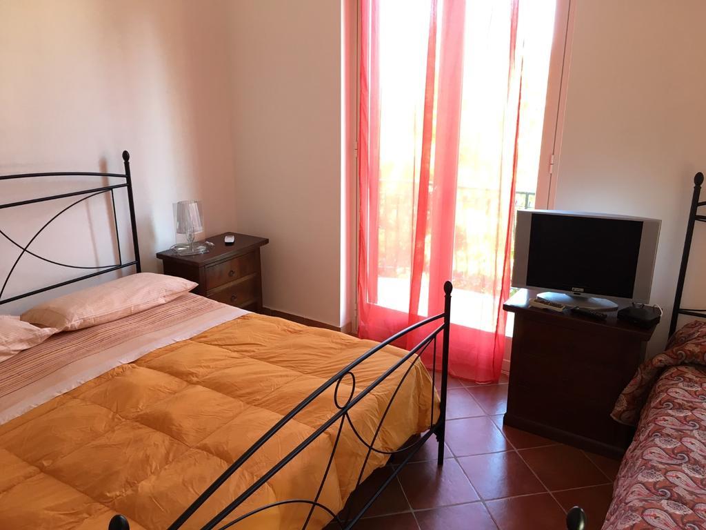 פאטי B&B Villa Zia Febronia מראה חיצוני תמונה