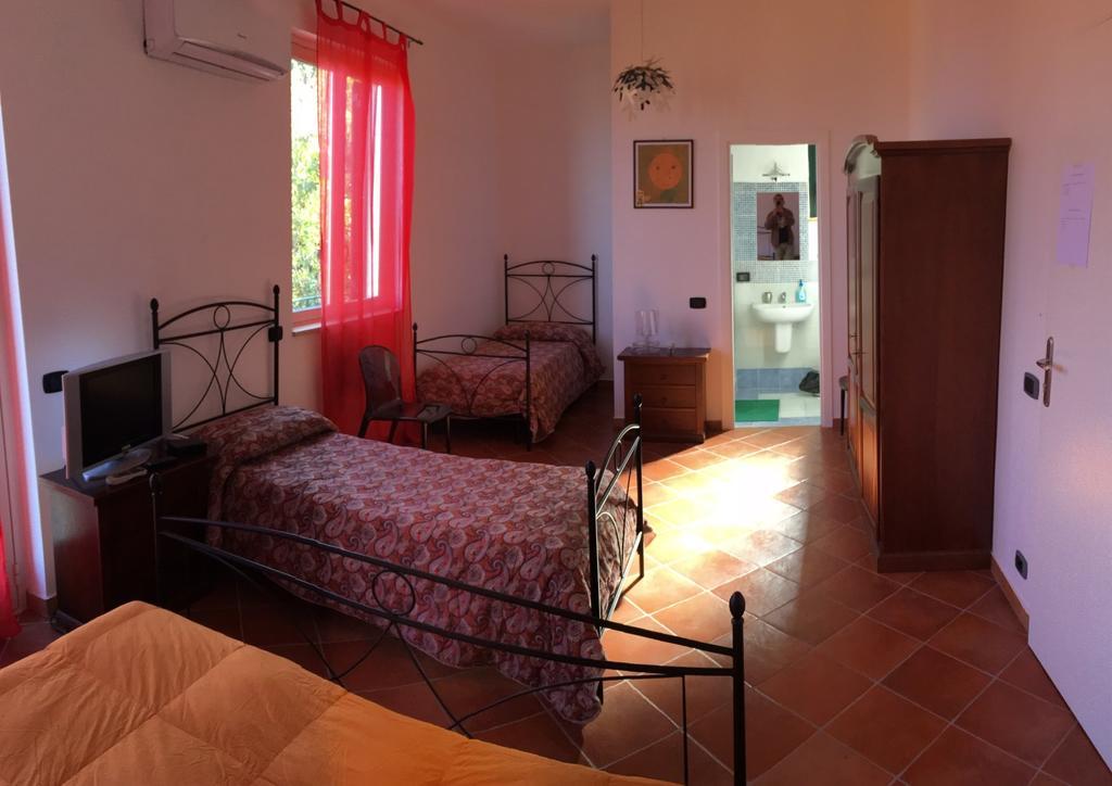 פאטי B&B Villa Zia Febronia מראה חיצוני תמונה