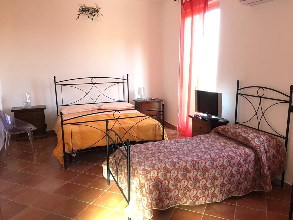 פאטי B&B Villa Zia Febronia מראה חיצוני תמונה